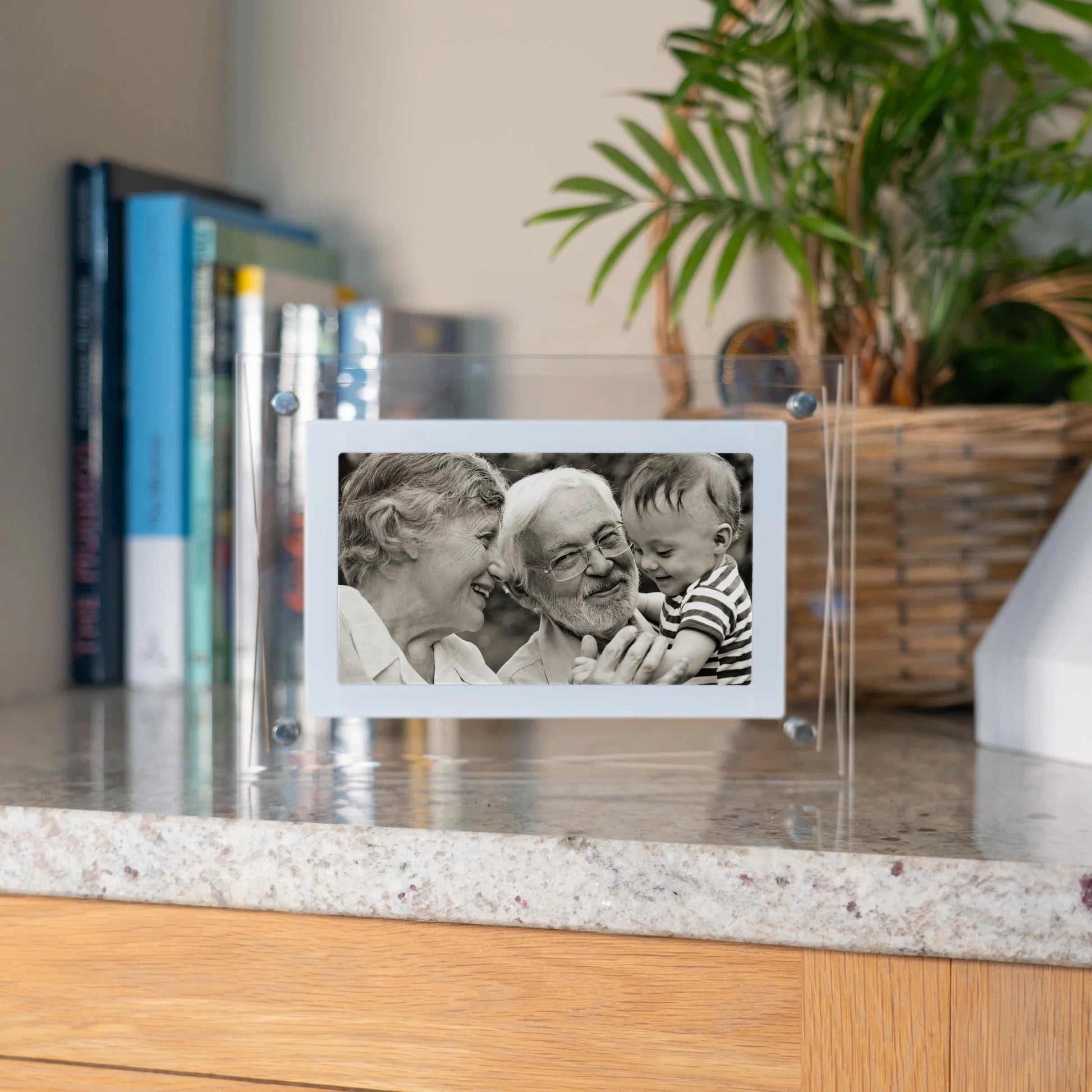 U-RAIN Grandparents Digital Photo Frame 7"